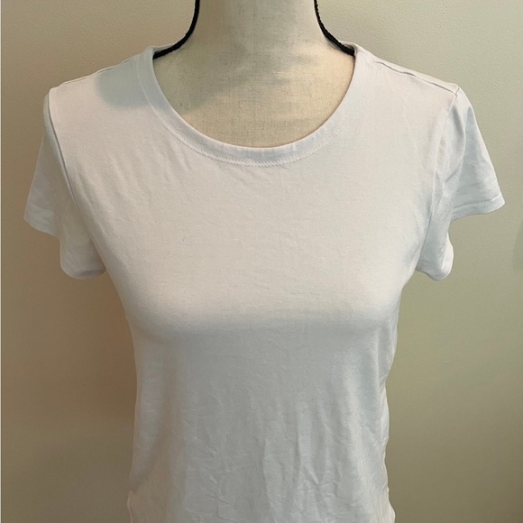 Cupio Tops - Cupio Classic White T-Shirt